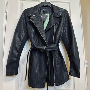 NWT BACCINI Black Jacket Size PM 🖤